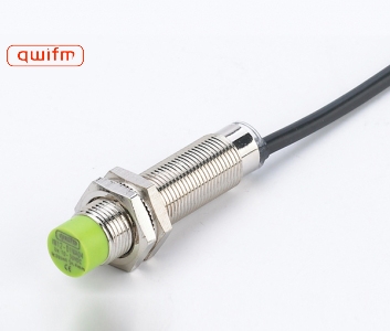 高端电感式接近传感器