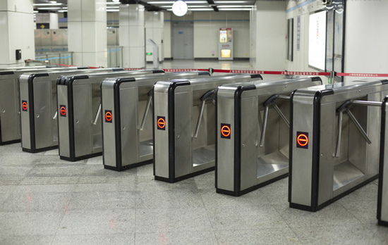 深圳接近开关智能通道闸客户案例 深圳接近开关智能通道闸客户案例